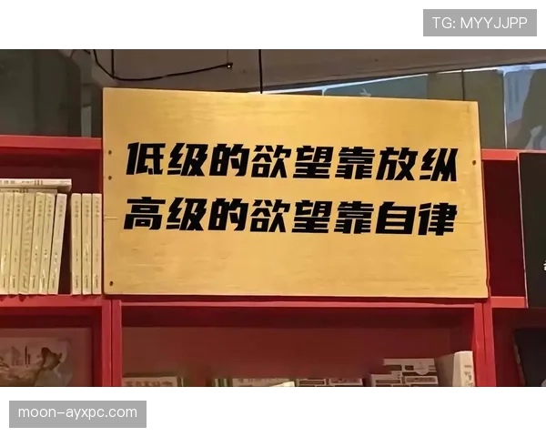肖若腾训练完直接啃鸡腿,这自律和放纵的切换也太真实了 肖若腾训练完直接啃鸡腿,这自律和放纵的切换也太真实了